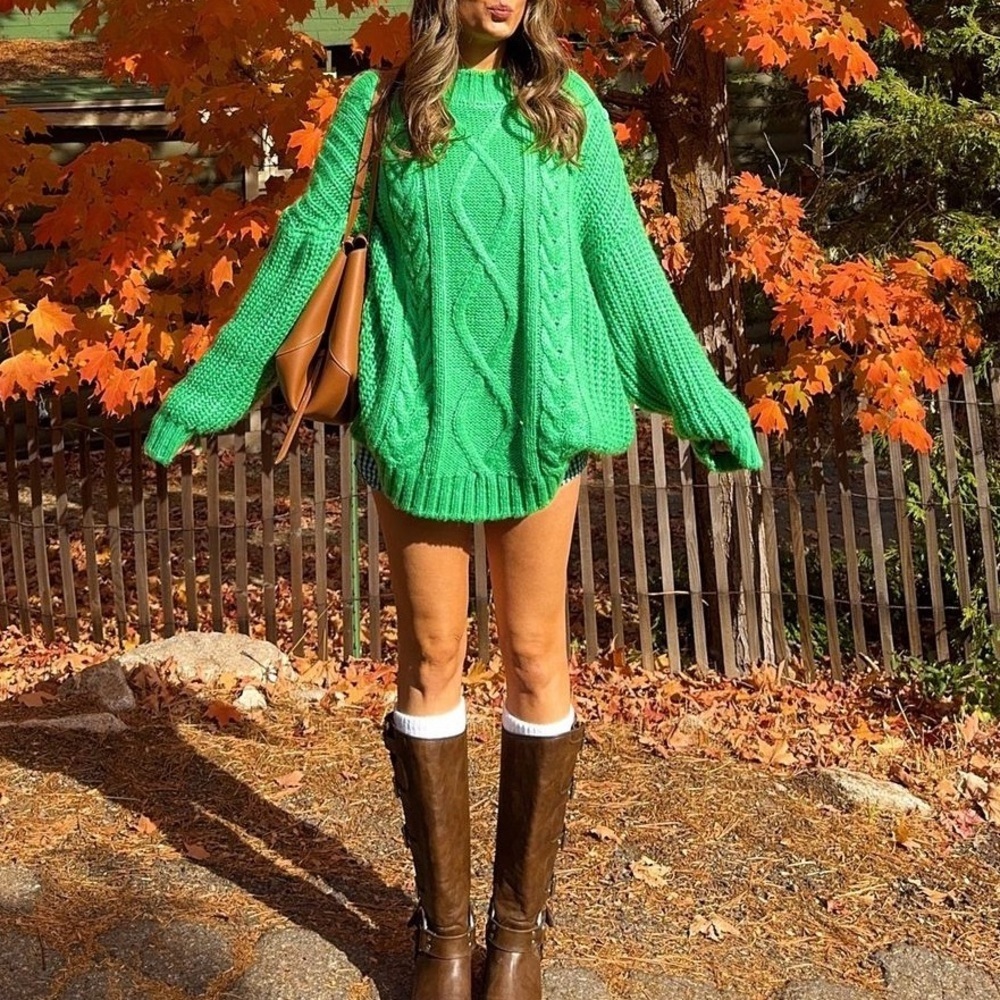 STORETS SWEATER
